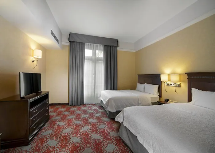 Hampton & - Centro Historico 3*