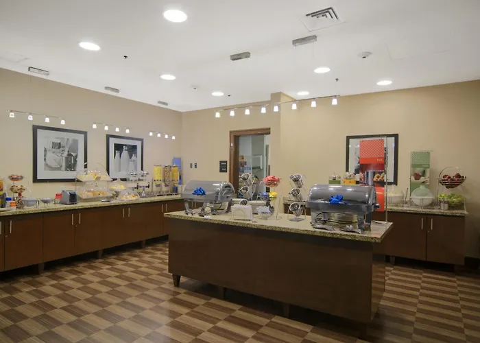 Hampton & - Centro Historico Hotel