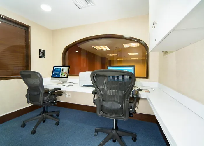 Hampton & - Centro Historico Hotel 3*