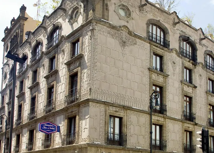 Hampton & - Centro Historico 3*