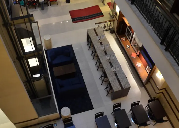 Hotel Hampton & - Centro Historico
